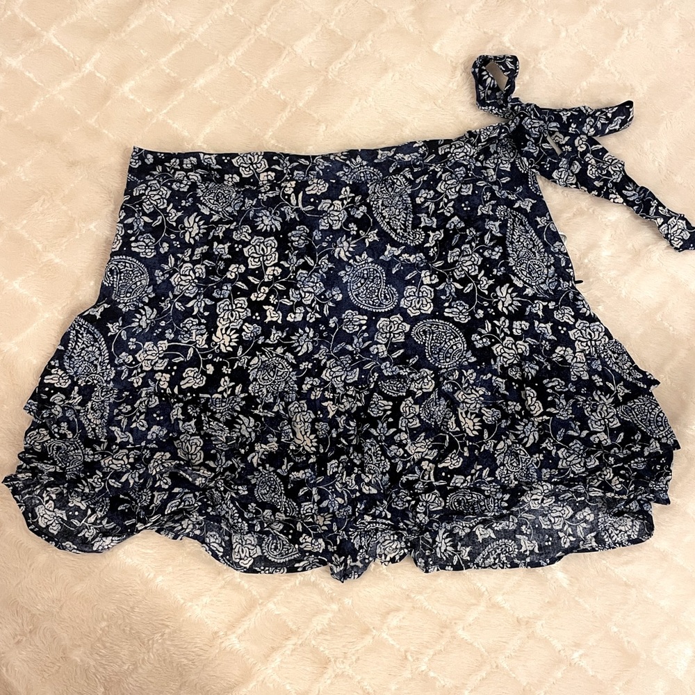 Forever 21 skirt, size large, never worn